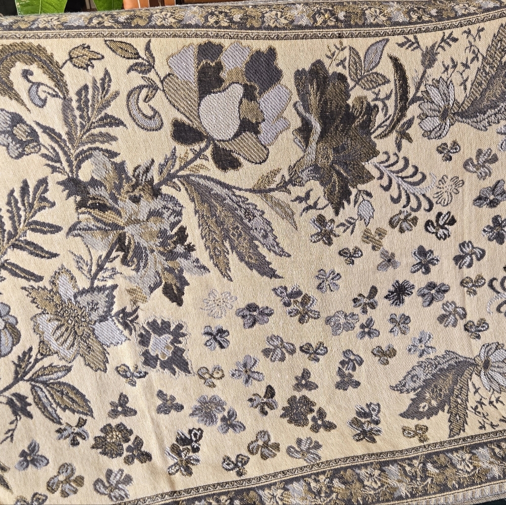 Reversible Black Gold Jacquard Pashmina Scarf Shawl Wrap Floral 66x27 - Picture 11 of 17